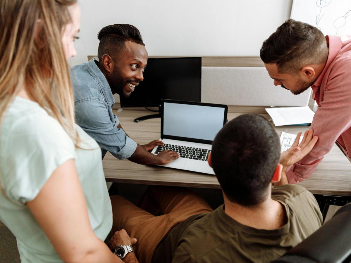 Lead Frio: Agora Eles&nbsp;Compram